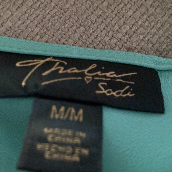 **2 for 20**Thalia Sodi Light Green Sleeveless
Blouse with Silver Metal Accent - Picture 13 of 13